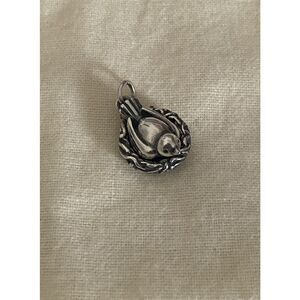 NWT James Avery Retired Nesting Bird With Blue Enamel Egg Charm